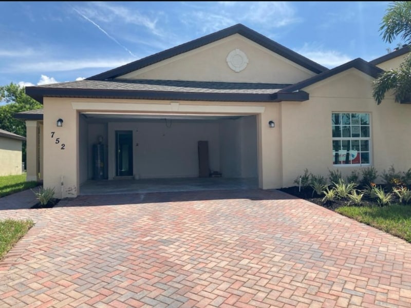 Building Photo - 752 Worlington Ln