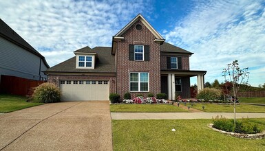 Building Photo - 12612 Noble Oak Dr