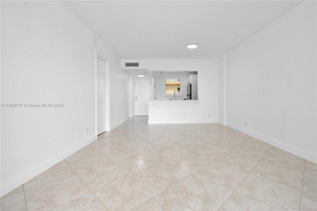 Foto del edificio - 1391 S Ocean Blvd