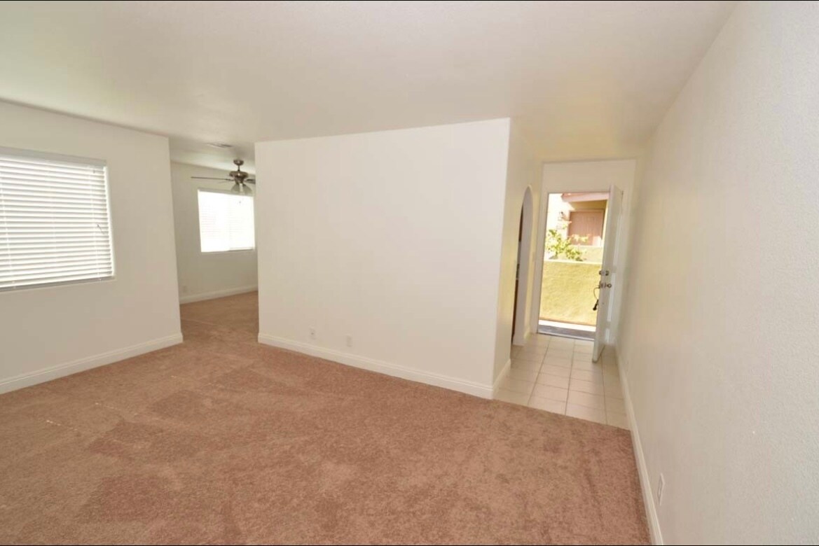 Foto principal - 1854 N Decatur Blvd
