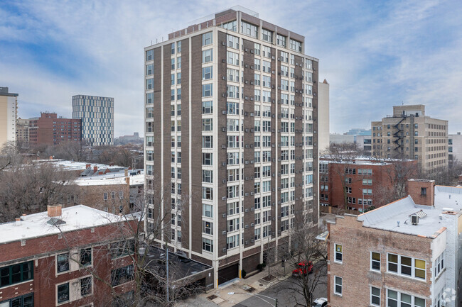 5401 S Hyde Park Blvd - Hyde Park Condominium