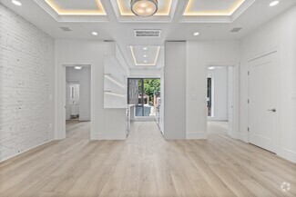 Building Photo - 1574 Beacon St