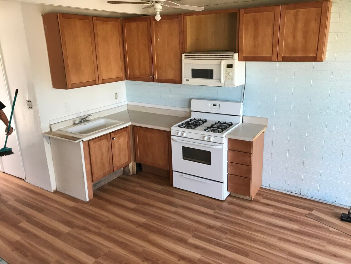 Primary Photo - 1311 North 48th Place