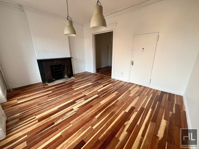 Building Photo - 3.5BR 1BA Floor-Through By Fort Greene Park