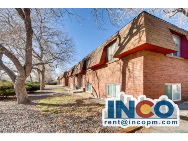 Building Photo - Lovely 2 bed 1 bath Apartment in Lakewood!
