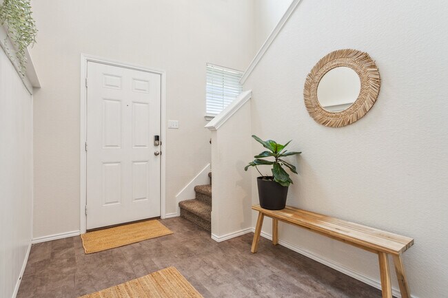 Foto del edificio - 8914 Hidden Oaks Dr