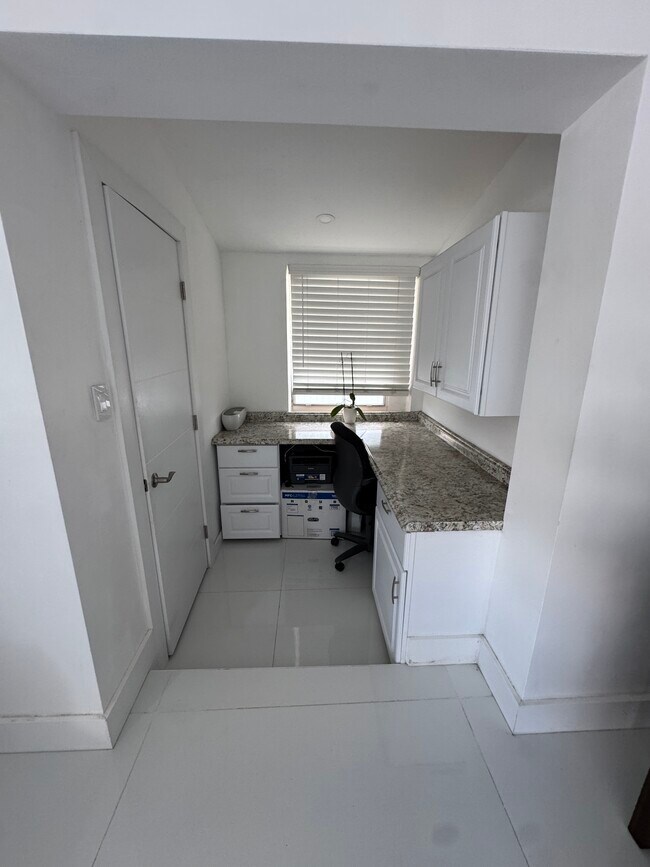 Foto del edificio - 7200 SW 4th St