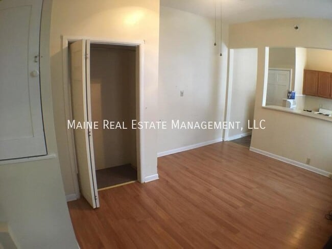Building Photo - 97 Broadway-Apt 4
