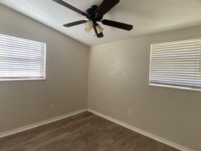 Foto del edificio - 2320 NW 32nd St