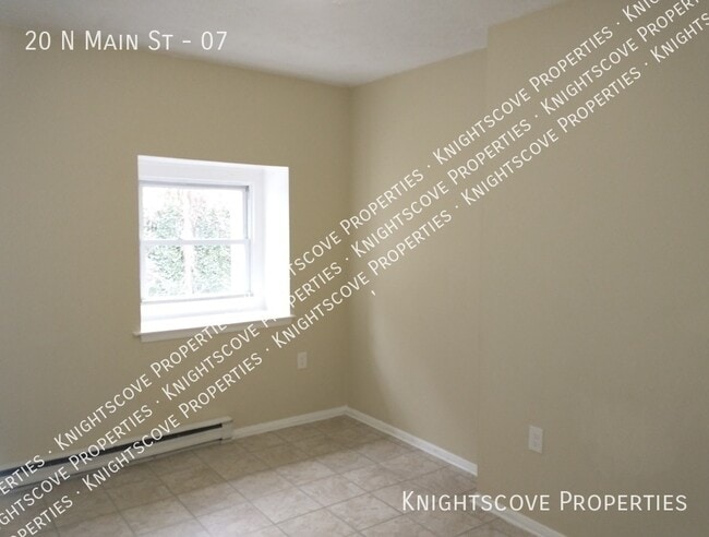 Building Photo - 20 N Main St