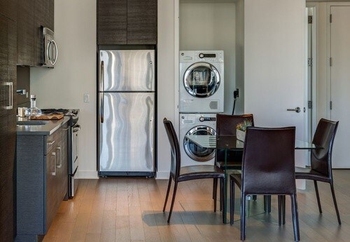 Building Photo - No-fee Studio / 32nd & Fifth / $3,690