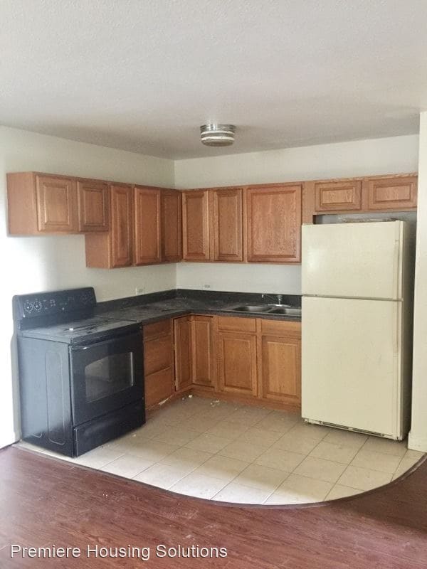 Building Photo - 3 br, 1 bath House - 1614 Wayman Street