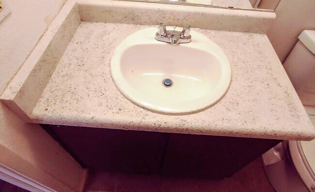 Foto del edificio - 465 W Ivyglen St
