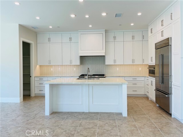 Building Photo - 120 Sunnyslope