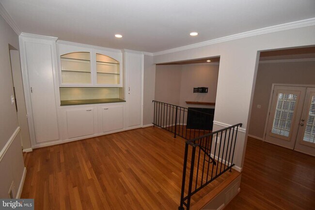 Foto del edificio - 1342 Chetworth Ct