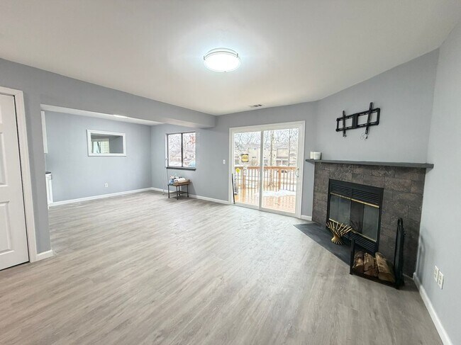 Foto del edificio - 3314 Windermere Dr