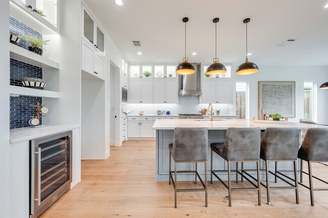 Foto del edificio - 6027 Marquita Ave