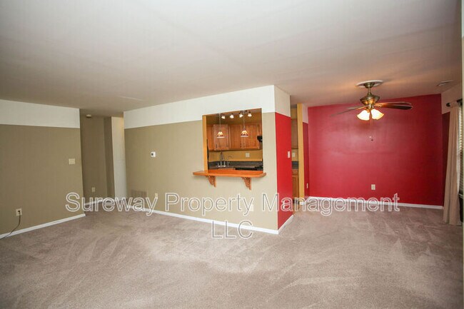 Foto del edificio - 315 Steeplechase Ct