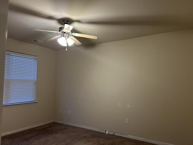 Building Photo - 846 Hayes Point Cir