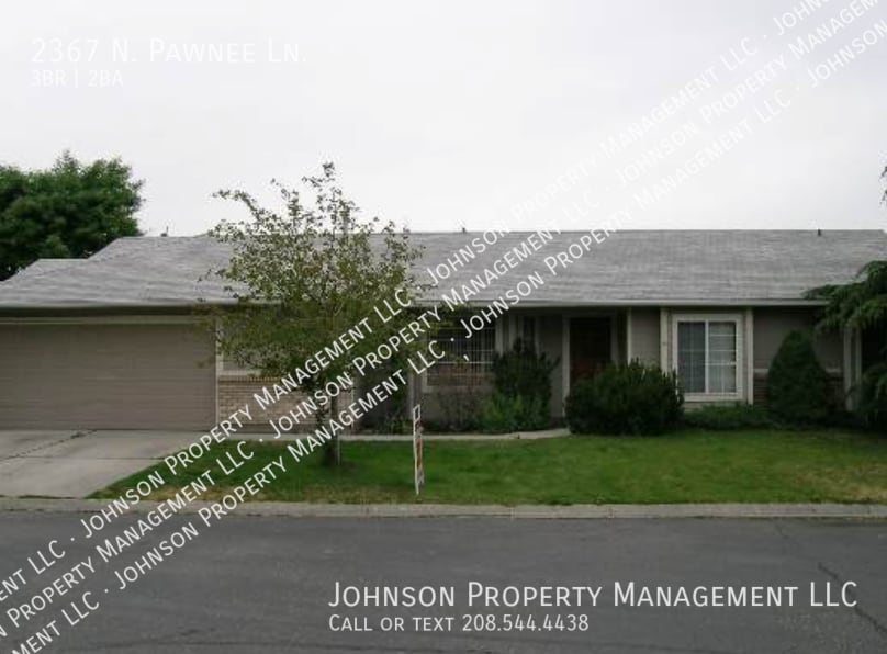 Primary Photo - 2367 N Pawnee Ln