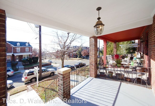 Building Photo - 3 br, 2.5 bath House - 115 Madison ST NW