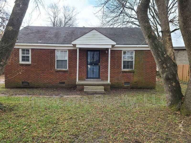 Primary Photo - 1805 Goodwin Ave