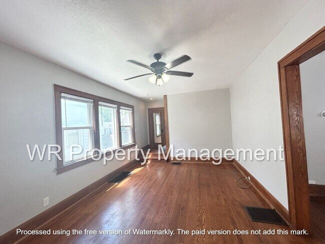 Foto del edificio - 3 Bed 1 Bath Home is West Toledo Library Neighborhood