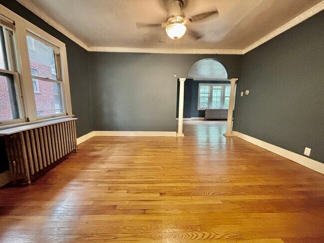 Foto del edificio - 6038 Rockhill Rd