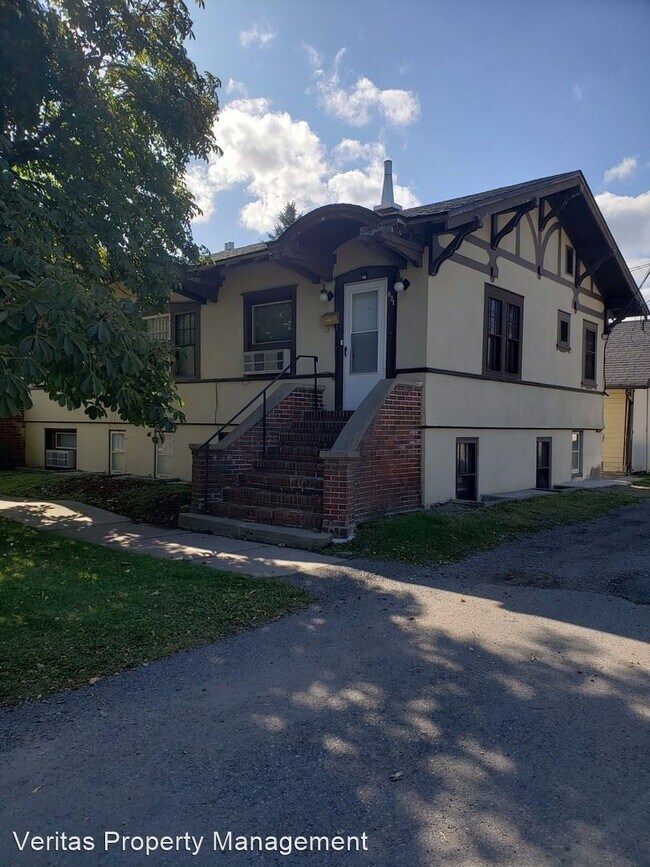 Building Photo - 1 br, 1 bath House - 921 Helen