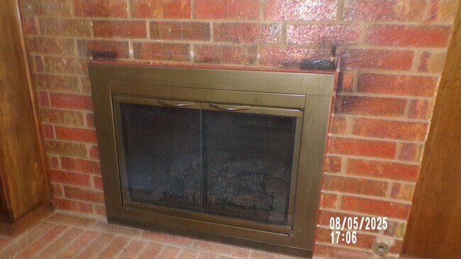 Foto del edificio - Fantastic Redo located in Terrace Hills.$2...