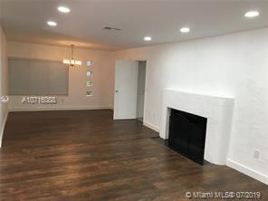 Building Photo - 224 Viscaya Ave