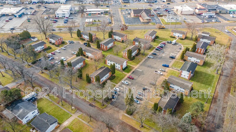 Building Photo - 2809 Ronan St
