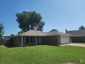 Building Photo - 208 Cambridge Dr