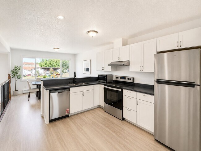 Building Photo - 4011 E Turnagain Blvd