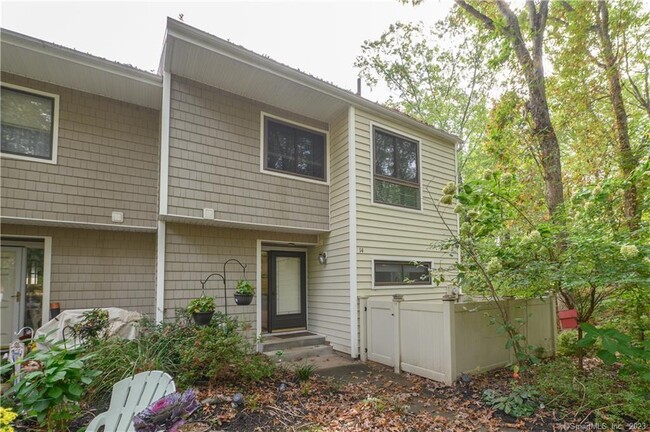 Building Photo - 14 Currier Pl