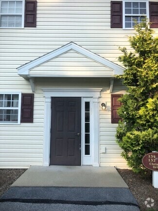 Building Photo - 130 Christine Dr