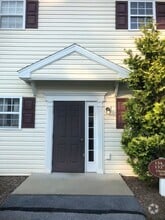 Building Photo - 130 Christine Dr