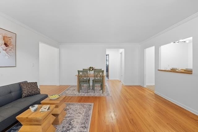 Building Photo - 67 W 48th St