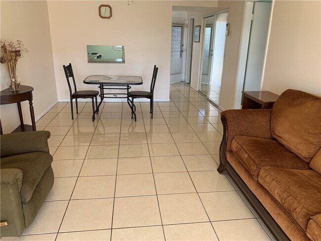 Foto del edificio - 3091 NW 46th Ave