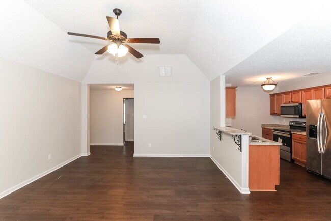 Foto del edificio - 9456 Darren Cir S