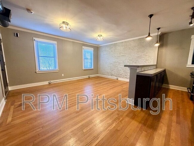 Foto del edificio - 5612 Beacon St