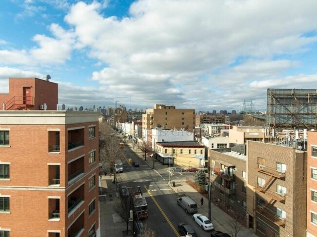 Building Photo - 0 bedroom in ASTORIA NY 11102