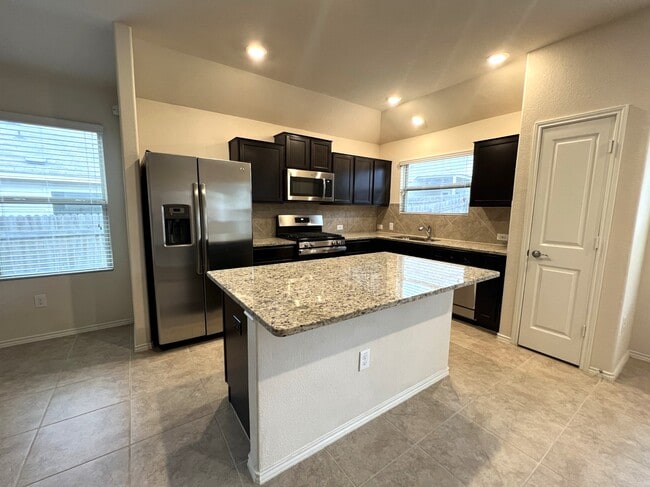 Building Photo - 5808 Eden Dr