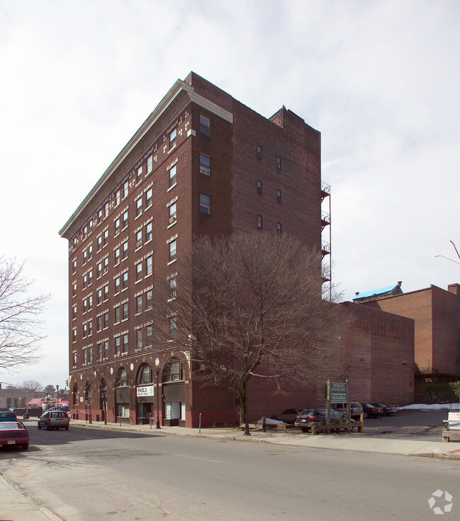 Building Photo - Holyoke House