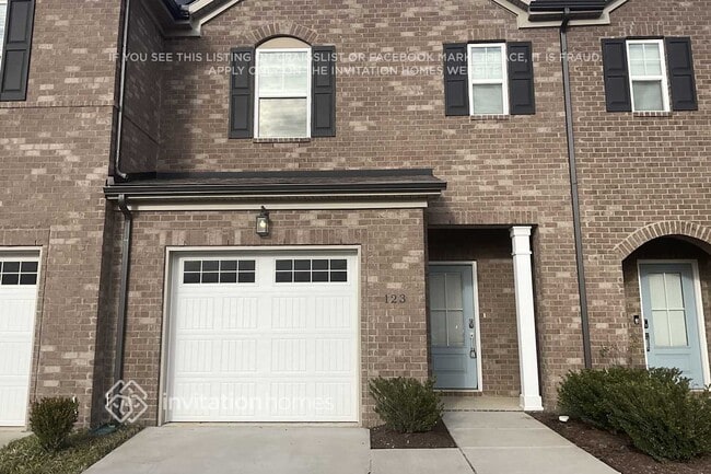 Building Photo - 123 Fister Dr