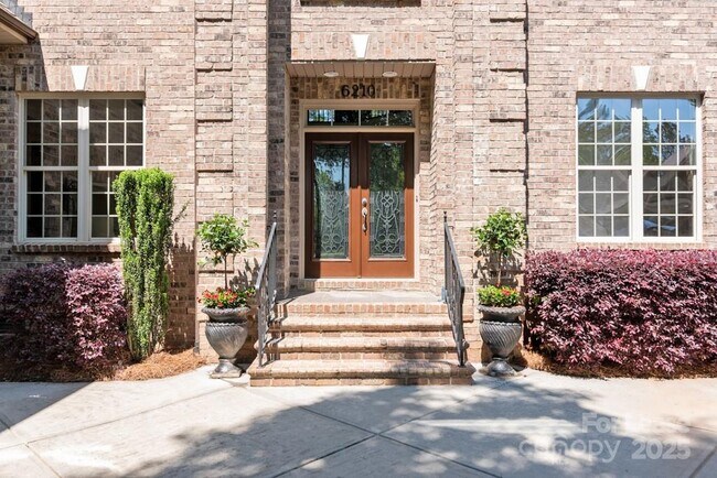 Foto del edificio - 6210 Cruden Bay Way