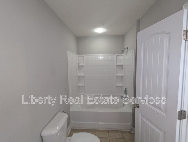 Foto del edificio - 407 Bradwell St