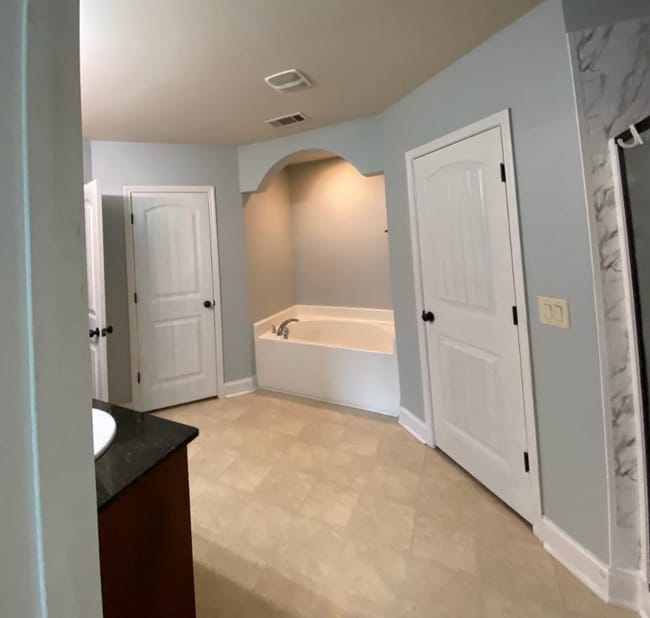 Building Photo - 215 CR - 2170