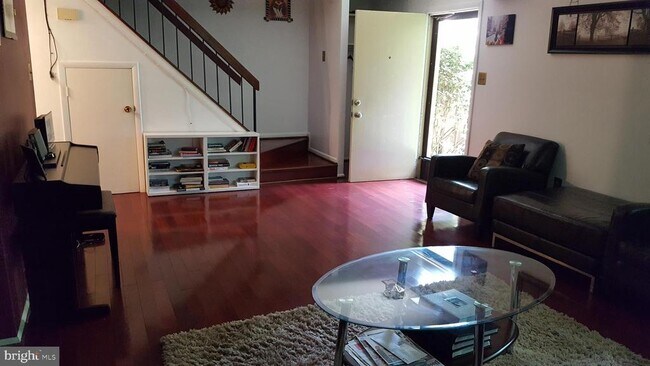 Foto del edificio - 10699 Spring Oak Ct