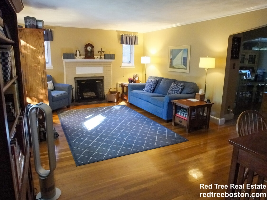 70 Gardner Rd Unit 1, Brookline, MA 02445 Condo for Rent in Brookline